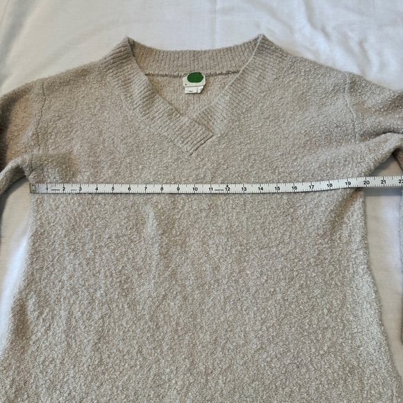 Anthropologie Medium Clayton Sweater ~ Beige Fuzzy V-Neck Wool Alpaca - Picture 5 of 8